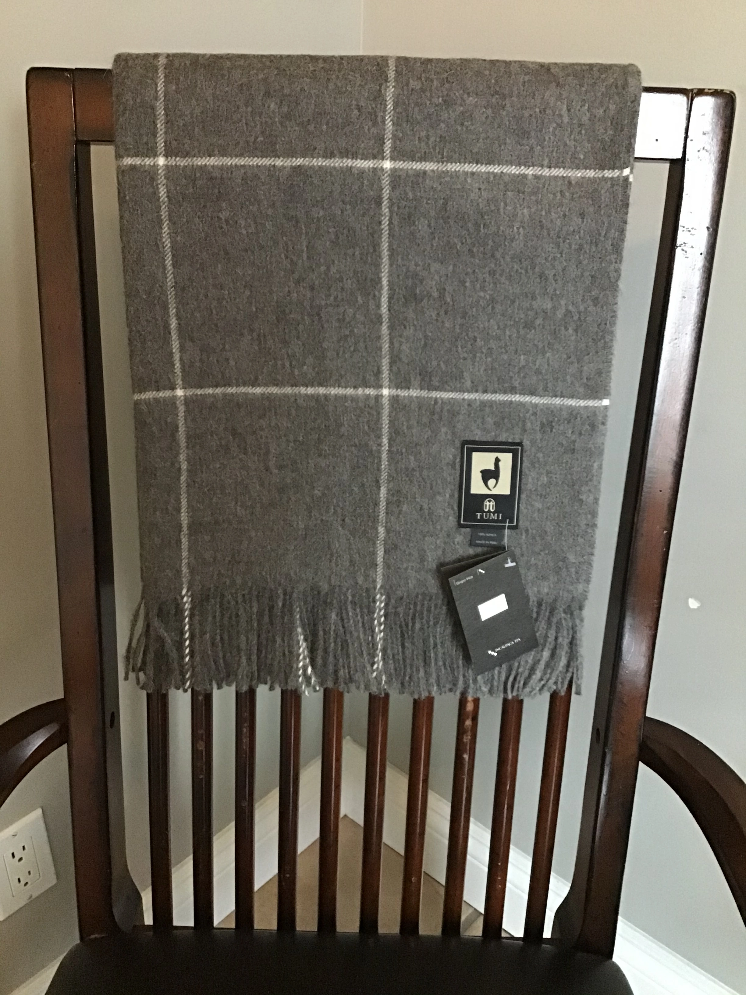 Cozy Cloud Alpaca Throw - Wrap Yourself in Luxurious Warmth