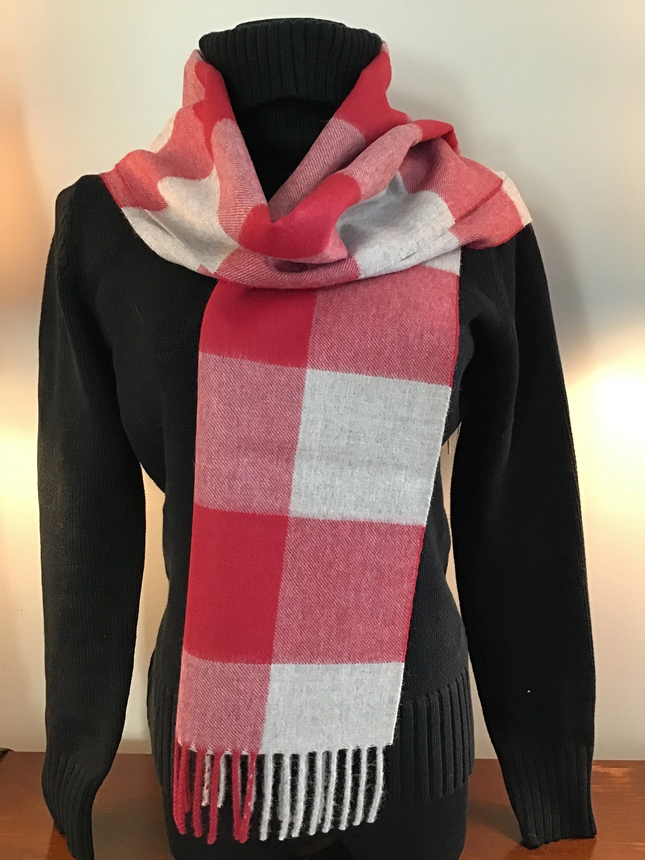 Luxurious Alpaca Scarf Cozy Warmth Pure Comfort